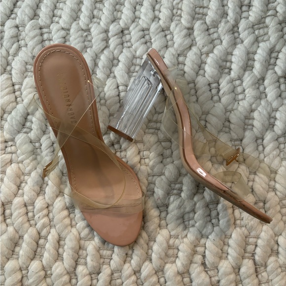 Women’s Fashion Nova Heels Size 9 - Picture 1 of 4